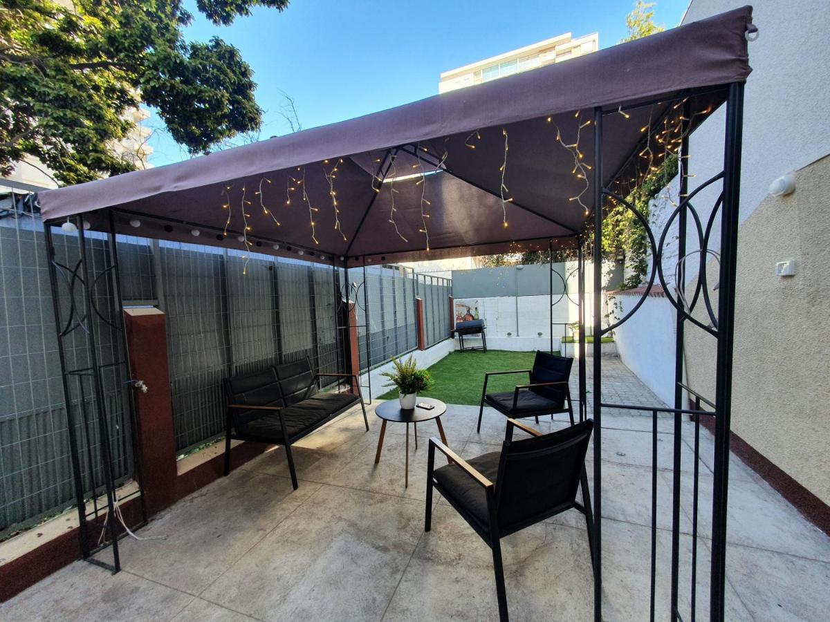 Departamento Central: Beachside Retreat With Patio In Vina del Mar